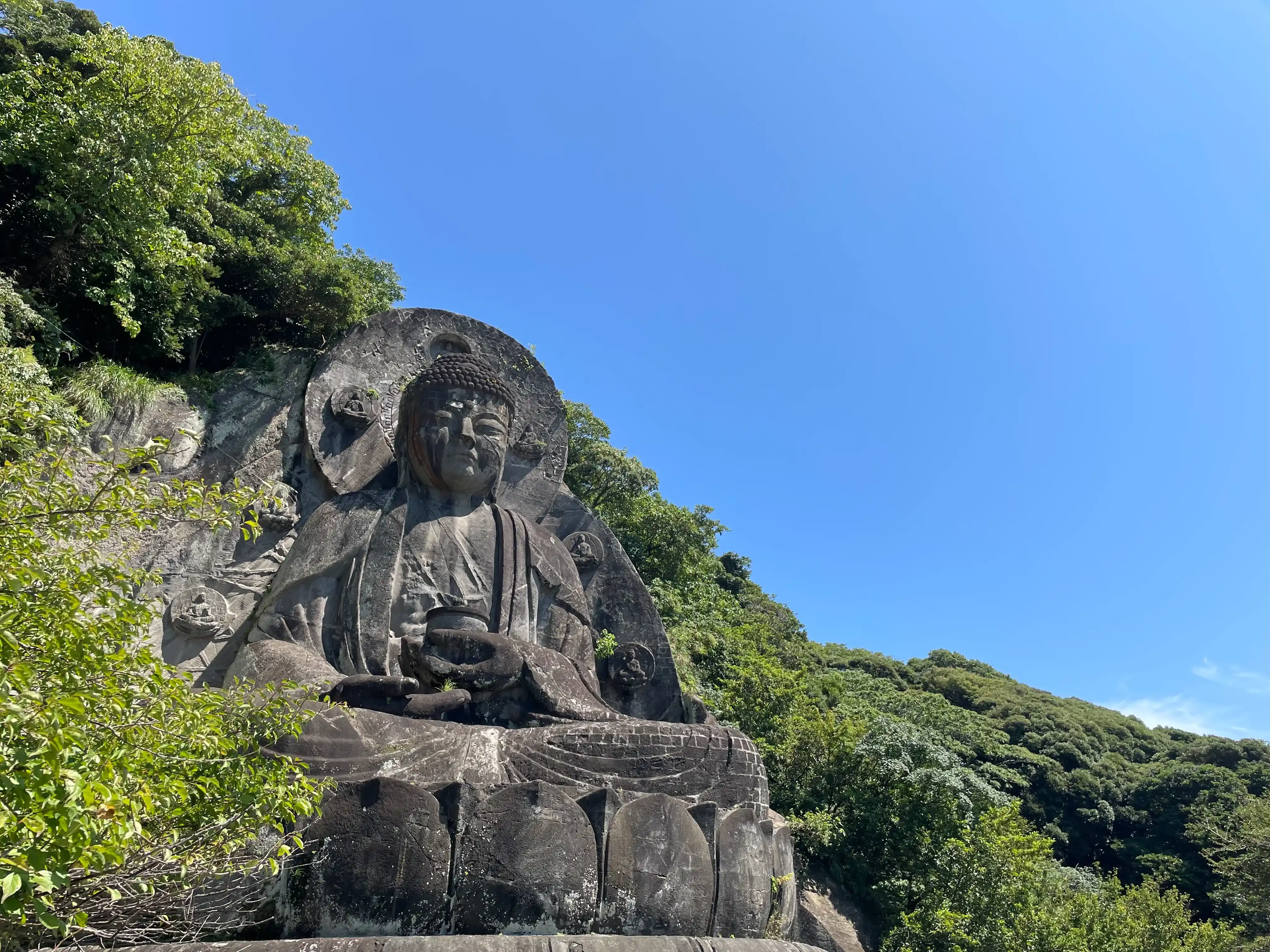 鋸山の石仏